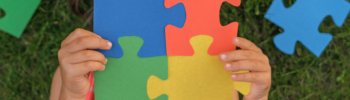 enfant à besoins spécifiques